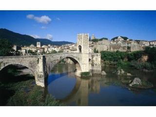 Hotel Fonda Siques Besalu Luaran gambar